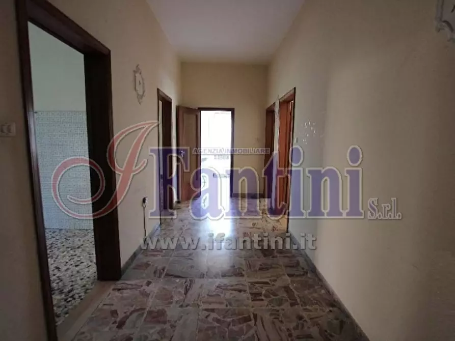 Immagine 5 di Appartamento in vendita  a Calderara Di Reno
