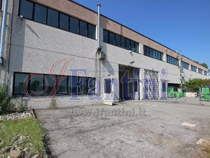 Immagine 3 di Magazzino in affitto  a Zola Predosa