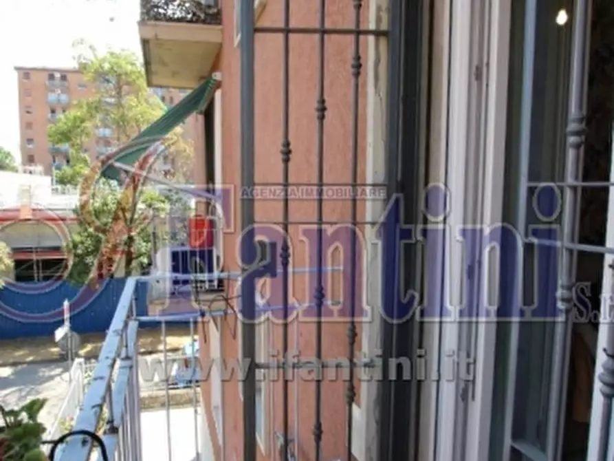 Immagine 10 di Appartamento in vendita  in VIA MERCURIALE 3 a Bologna