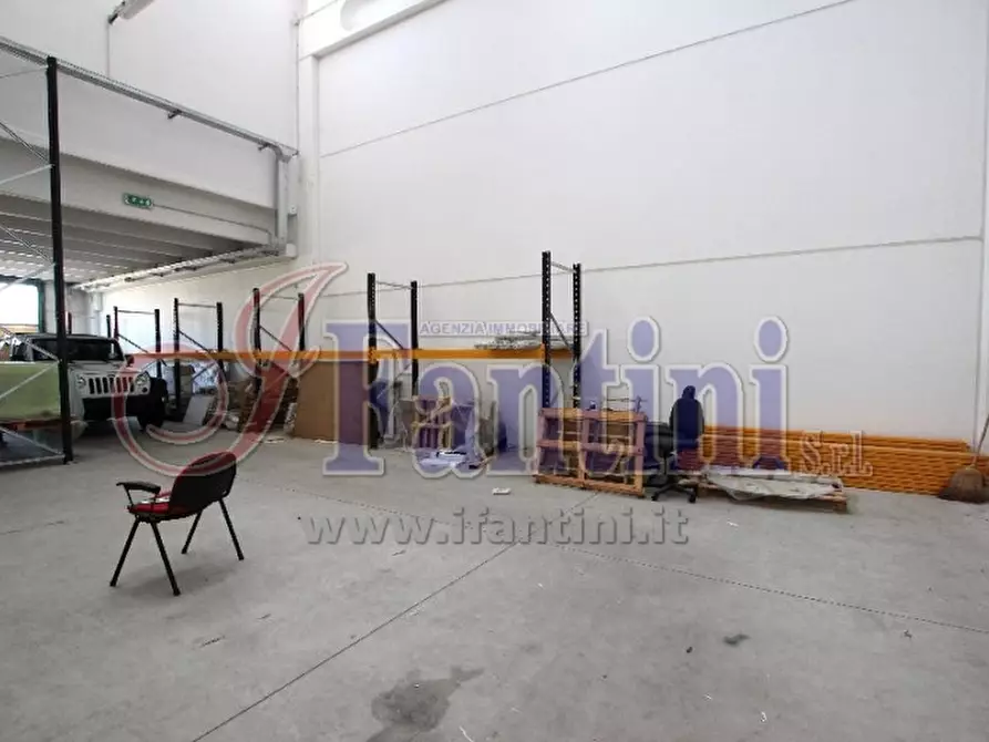 Immagine 35 di Ufficio in affitto  in VIA DEI BERSAGLIERI 140010 a Sala Bolognese
