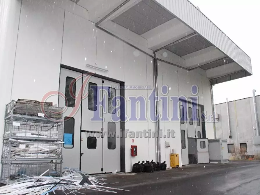 Immagine 11 di Capannone industriale in vendita  a Sala Bolognese
