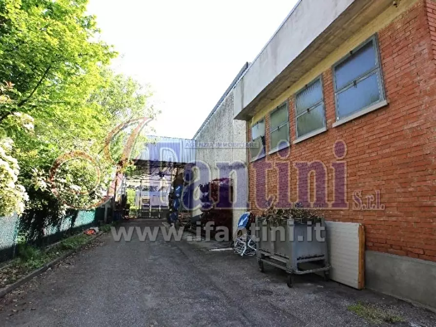 Immagine 2 di Capannone industriale in affitto  in VIA BIZZARRI 7 a Calderara Di Reno