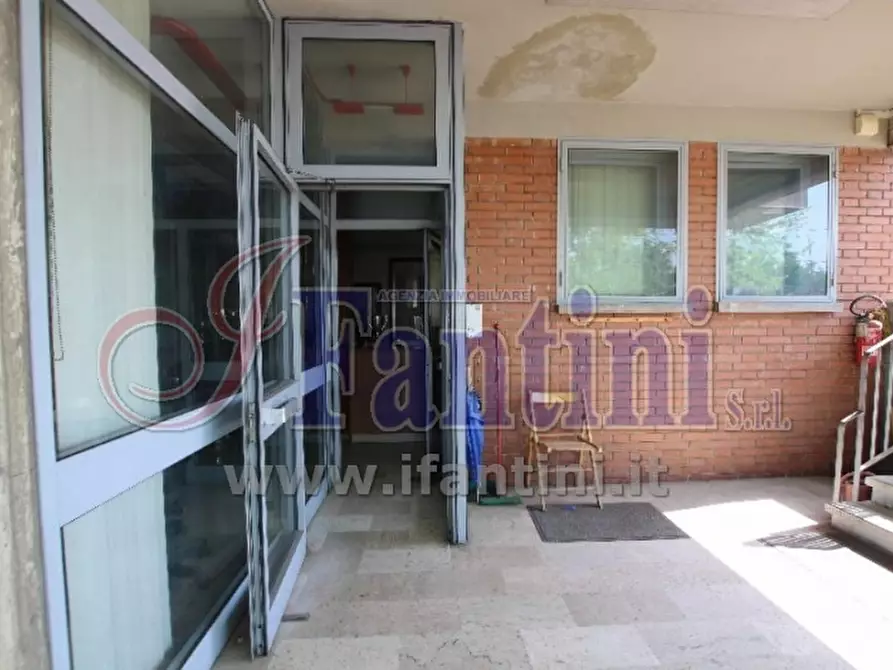 Immagine 5 di Capannone industriale in affitto  in VIA BIZZARRI 7 a Calderara Di Reno