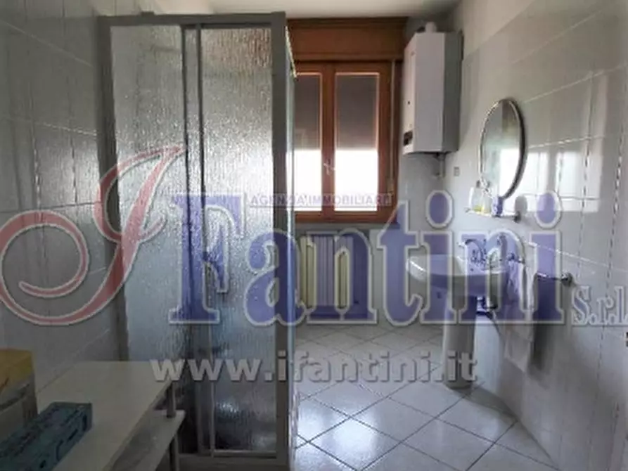 Immagine 10 di Appartamento in vendita  in via friuli 29 a Ozzano Dell'emilia