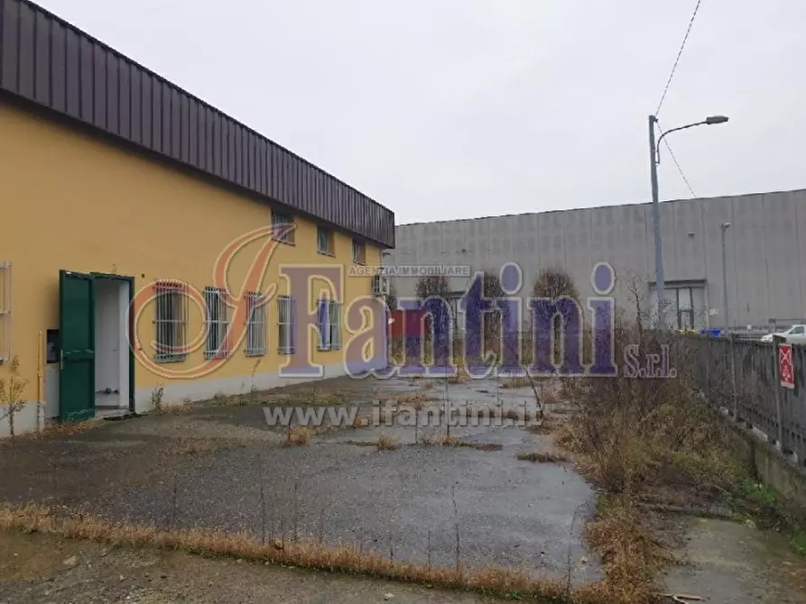 Immagine 1 di Capannone industriale in affitto  in VIA TORRICELLI 2 a Sant'ilario D'enza