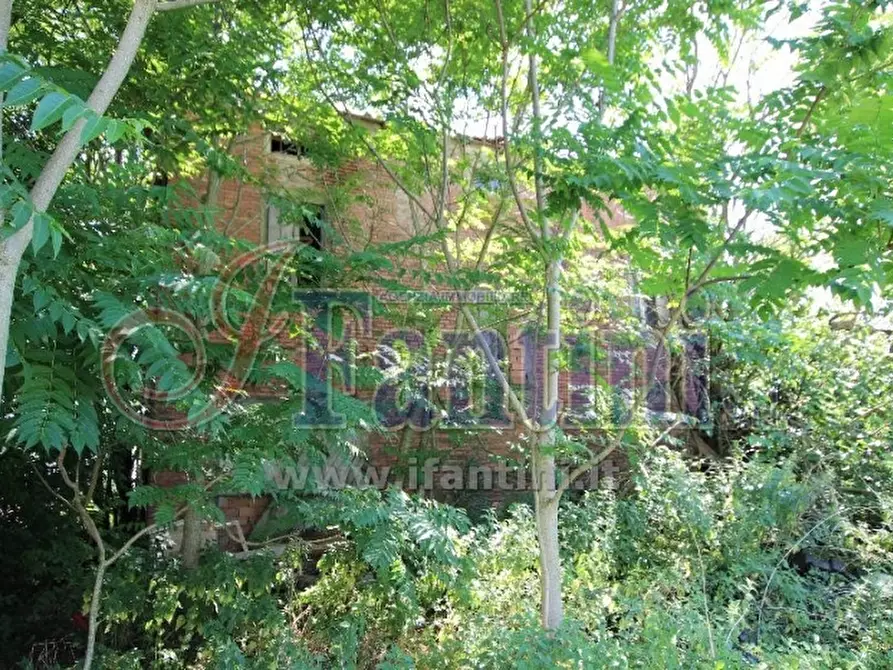 Immagine 9 di Casa colonica in vendita  in VIA GARIBALDI a Calderara Di Reno