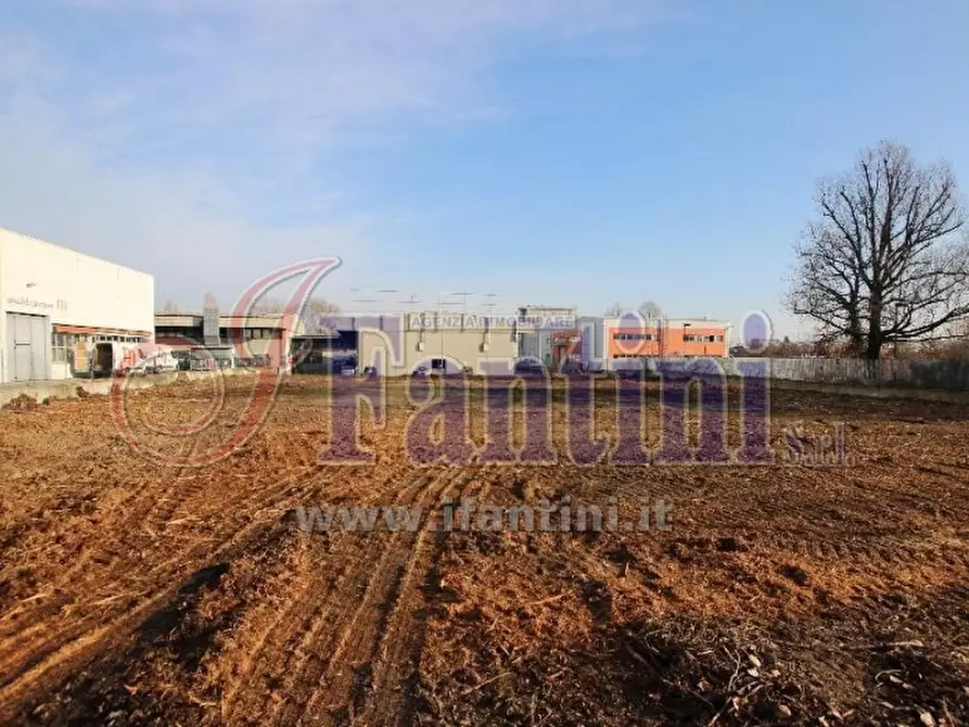 Immagine 4 di Terreno industriale in vendita  a Bologna