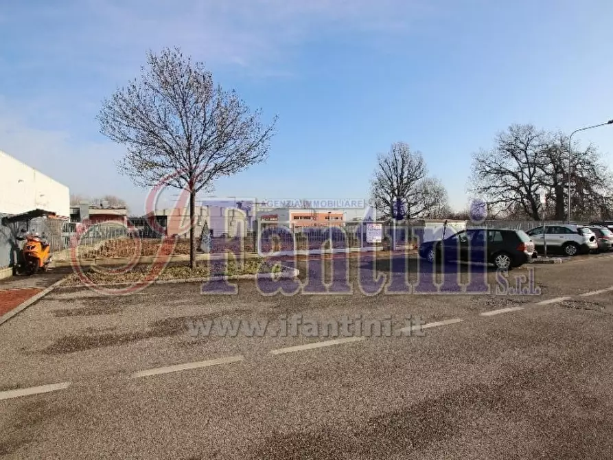 Immagine 1 di Terreno industriale in vendita  a Bologna