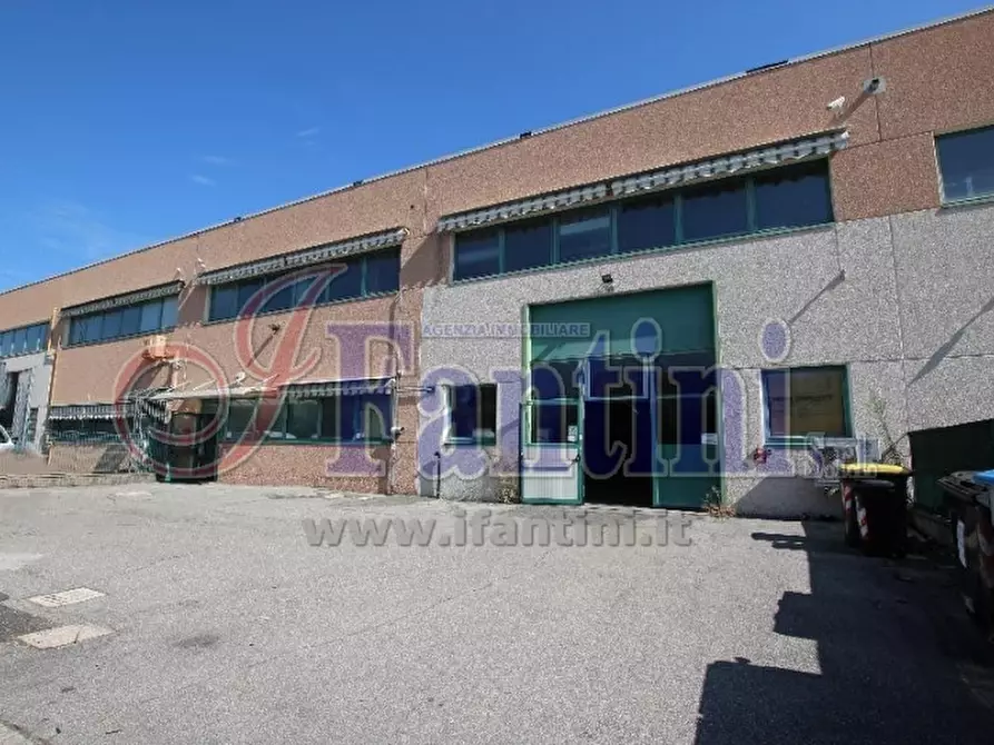 Immagine 1 di Capannone industriale in affitto  in VIA COLLODI 1 a Calderara Di Reno