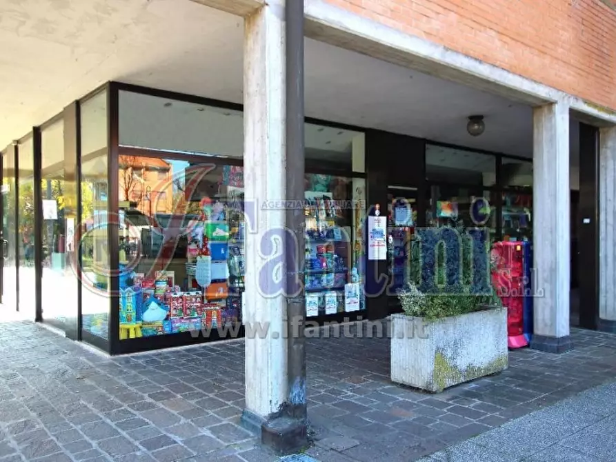 Immagine 1 di Attività commerciale in vendita  in VIA ROMA 14 a Calderara Di Reno