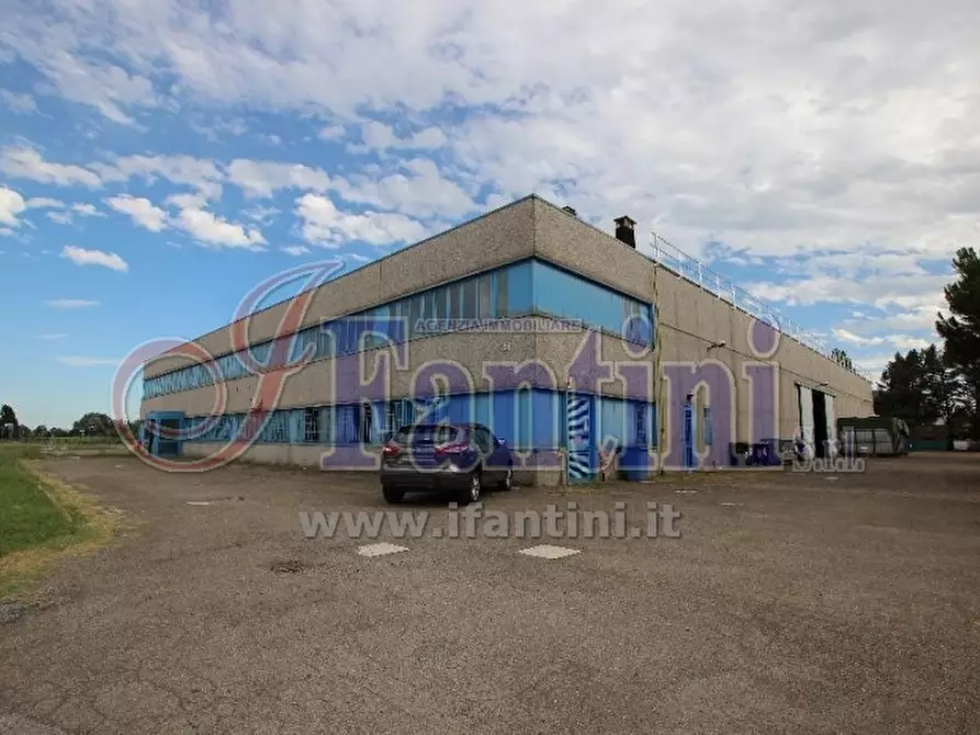 Immagine 1 di Capannone industriale in vendita  in via Ropa 1 a Calderara Di Reno