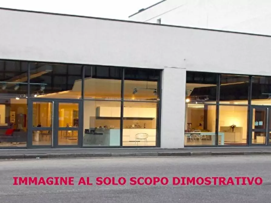 Immagine 2 di Terreno industriale in vendita  in VIA PERSICETANA VECCHIA a Calderara Di Reno