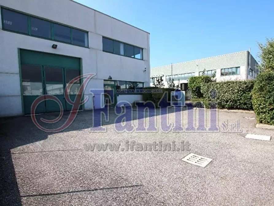 Immagine 1 di Ufficio in affitto  in VIA DEI BERSAGLIERI 140010 a Sala Bolognese