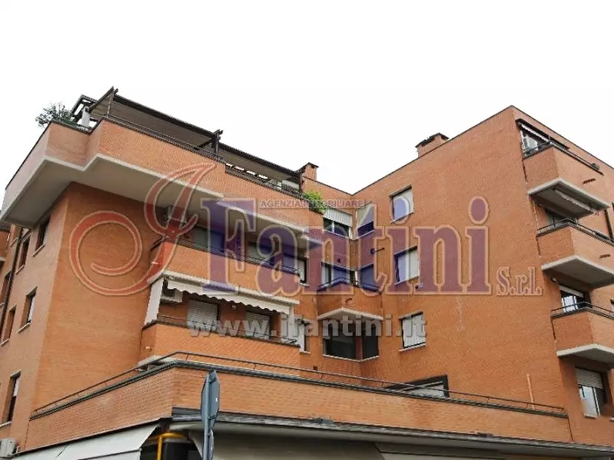Immagine 1 di Ufficio in vendita  a Calderara Di Reno
