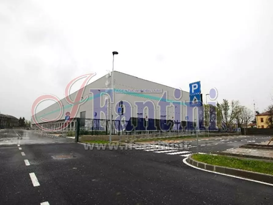 Immagine 1 di Licenza in affitto  in VIA GUGLIELMO MARCONI 9 a Ferrara