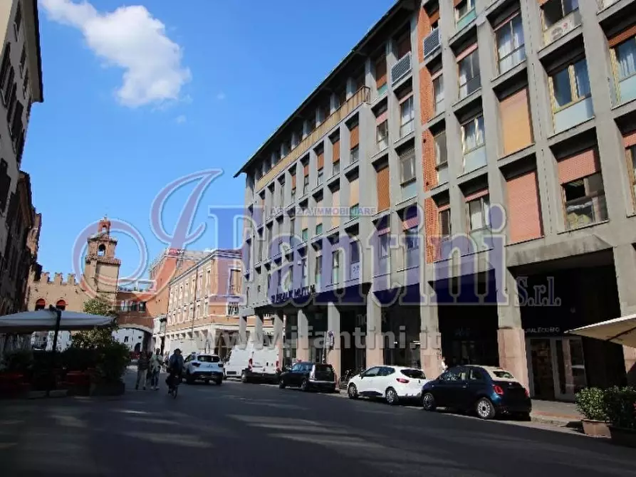 Immagine 1 di Ufficio in vendita  a Ferrara