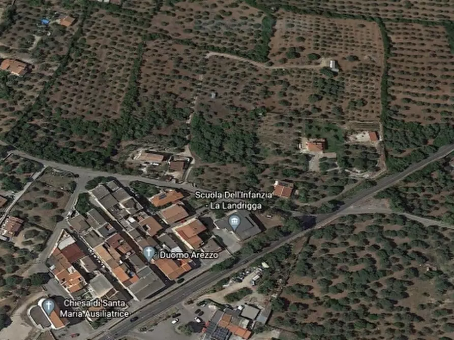 Immagine 7 di Terreno residenziale in vendita  a Sassari