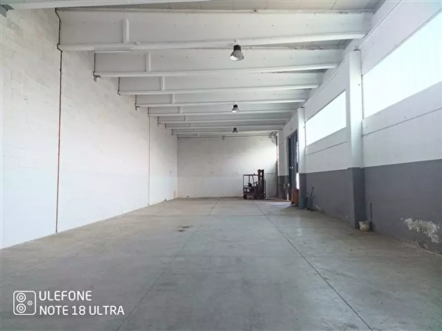 Immagine 11 di Capannone industriale in affitto  in loc. punta e mulinu, 24, a Usini
