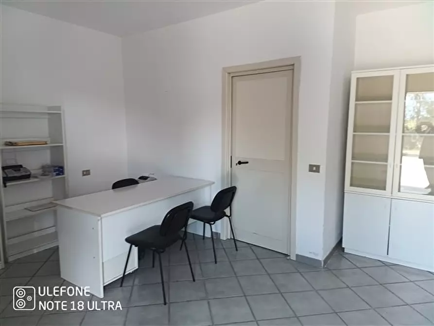 Immagine 16 di Capannone industriale in affitto  in loc. punta e mulinu, 24, a Usini