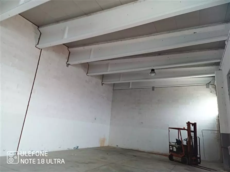 Immagine 6 di Capannone industriale in affitto  in loc. punta e mulinu, 24, a Usini