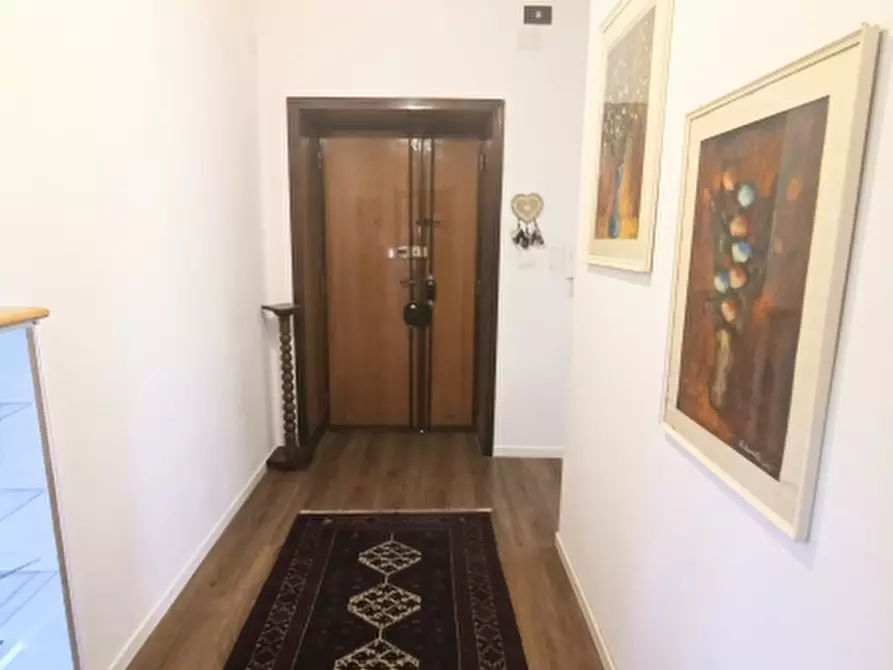 Immagine 11 di Appartamento in vendita  in VIA SAVOIA 17 a Sassari