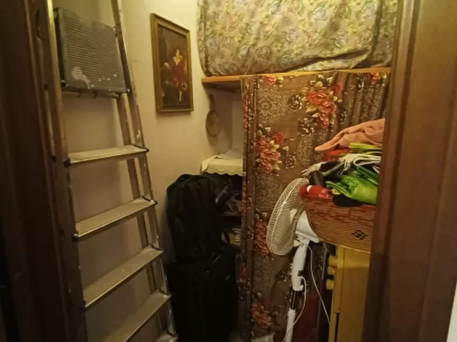 Immagine 15 di Appartamento in vendita  in VIA PAGANINI 2 a Sassari