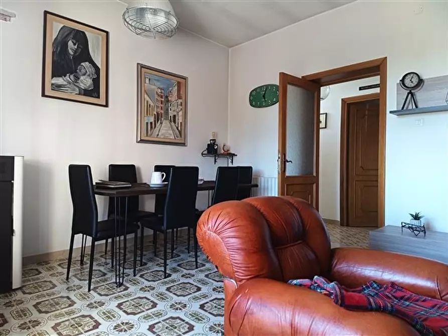 Immagine 5 di Casa indipendente in vendita  a Sassari
