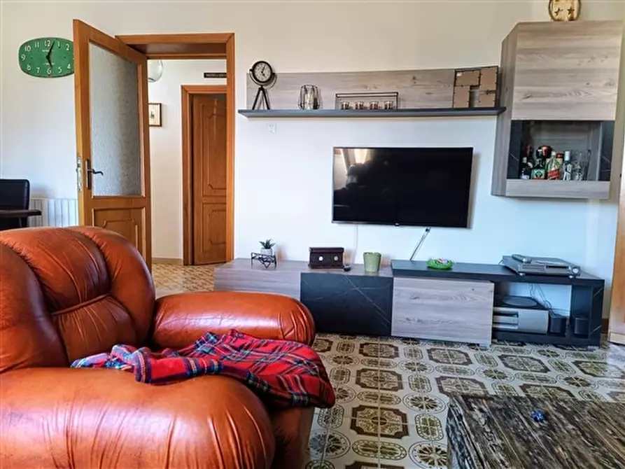 Immagine 6 di Casa indipendente in vendita  a Sassari