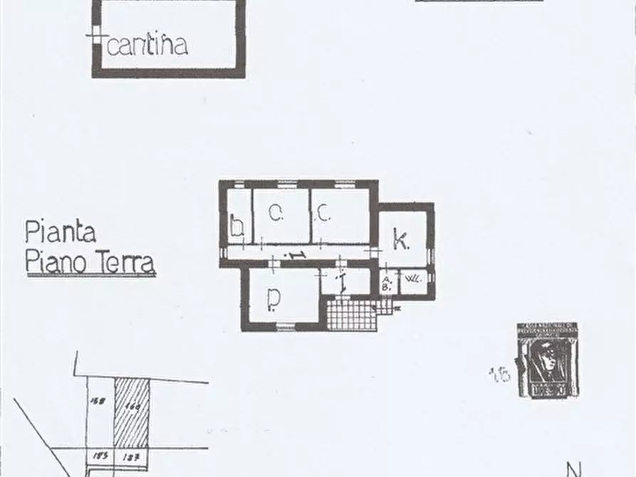 Immagine 37 di Casa indipendente in vendita  a Sassari
