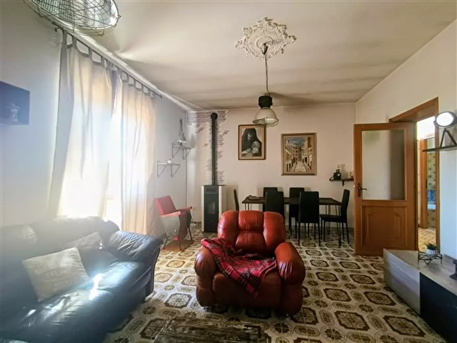 Immagine 10 di Casa indipendente in vendita  a Sassari