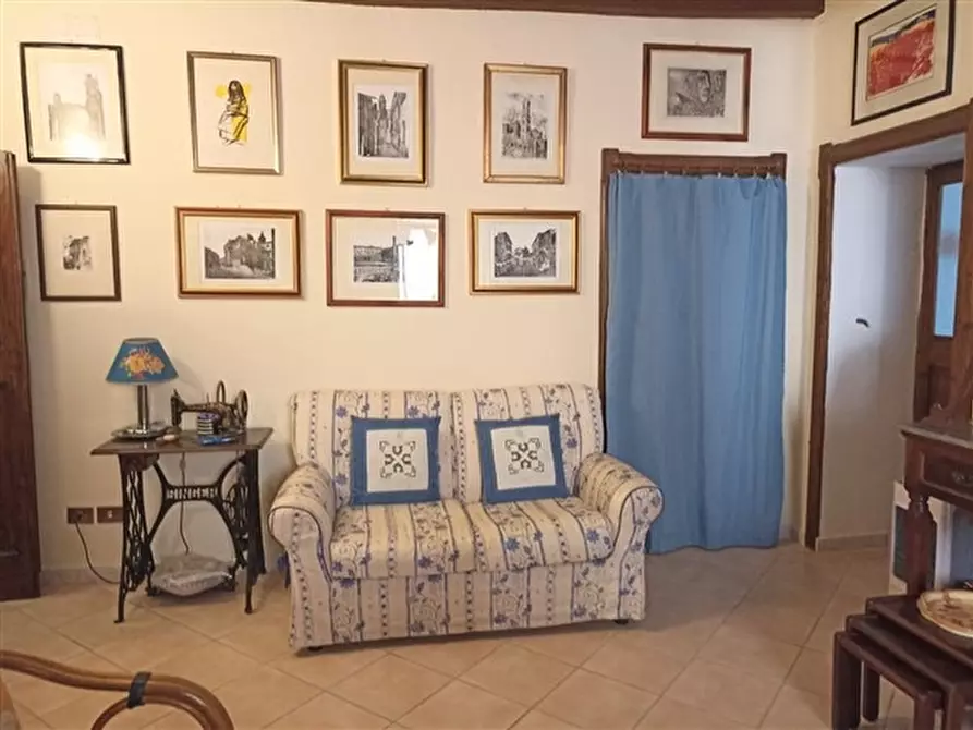 Immagine 16 di Monolocale in vendita  a Alghero