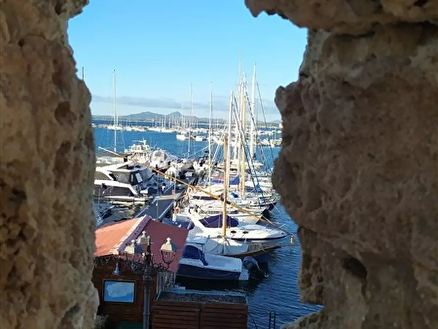 Immagine 35 di Monolocale in vendita  a Alghero