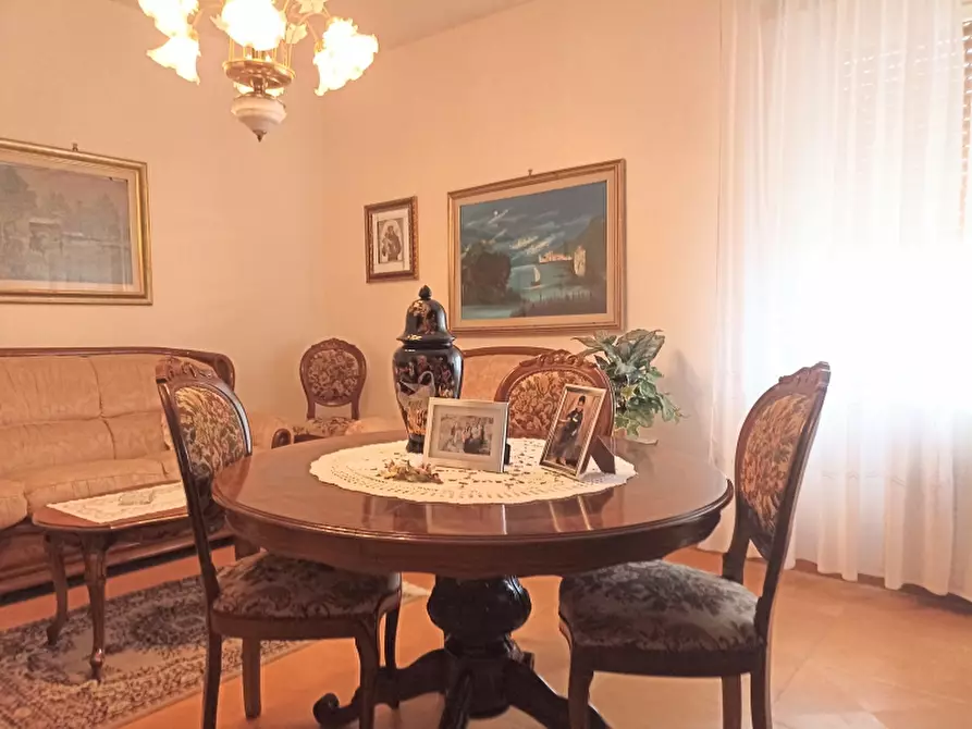 Immagine 12 di Appartamento in vendita  in VIA XXV APRILE 22 a Nulvi