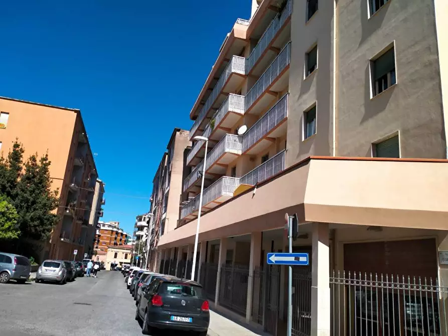 Immagine 1 di Negozio in affitto  in Via Quarto 16 a Sassari