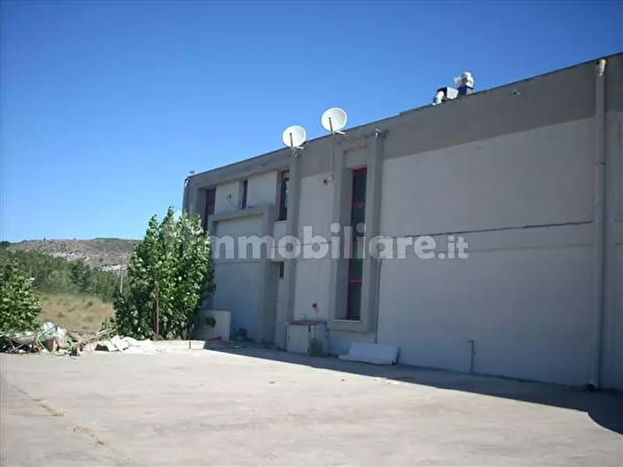 Immagine 6 di Capannone industriale in affitto  in Strada Statale Carlo Felice a Muros