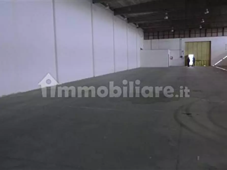 Immagine 4 di Capannone industriale in vendita  in Zona Industriale a Sestu