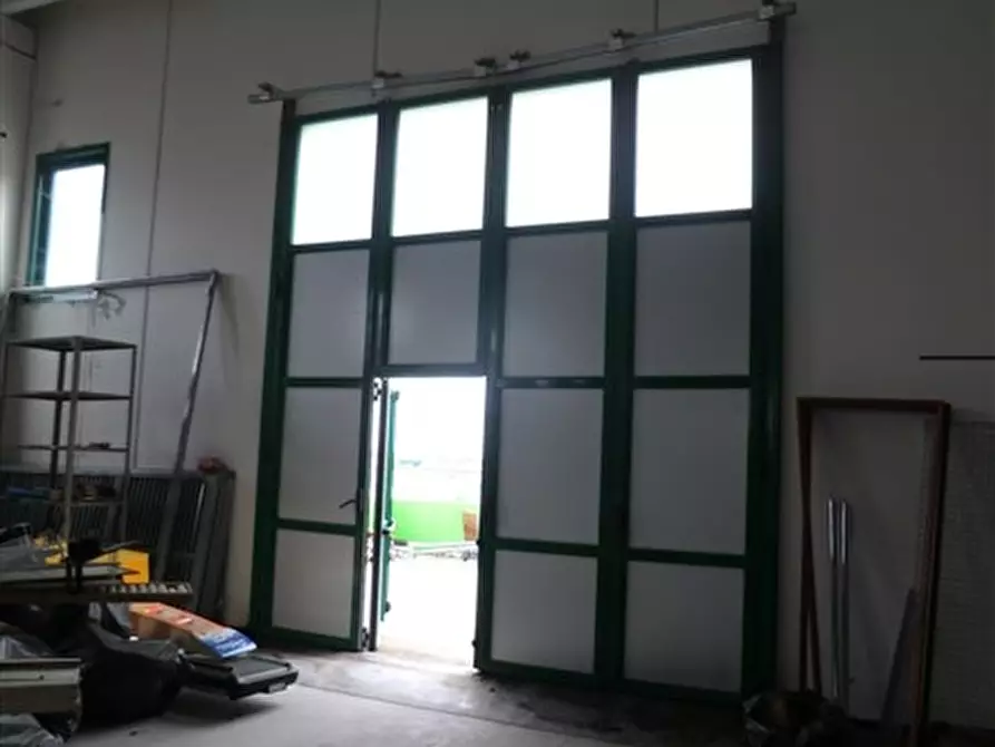 Immagine 11 di Capannone industriale in affitto  in PREDDA NIEDDA a Sassari