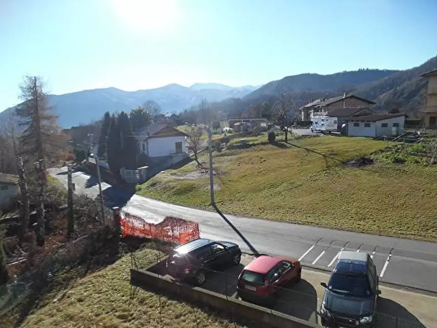 Immagine 10 di Villa in vendita  in Via Magnetti a Coassolo Torinese