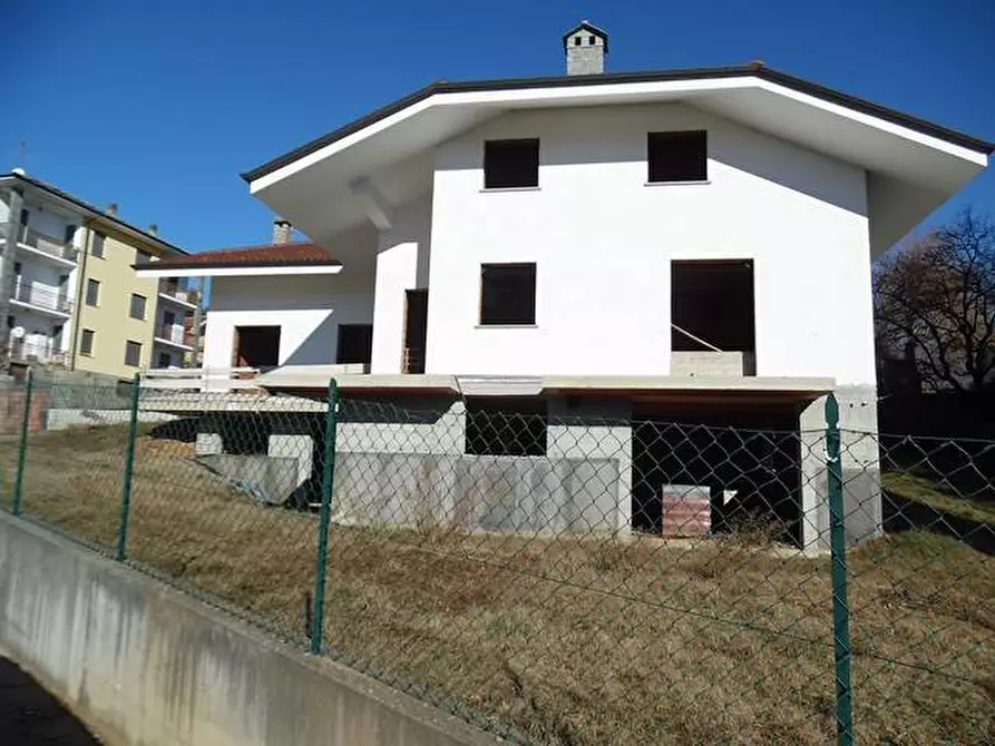 Immagine 3 di Villa in vendita  in Via Magnetti a Coassolo Torinese