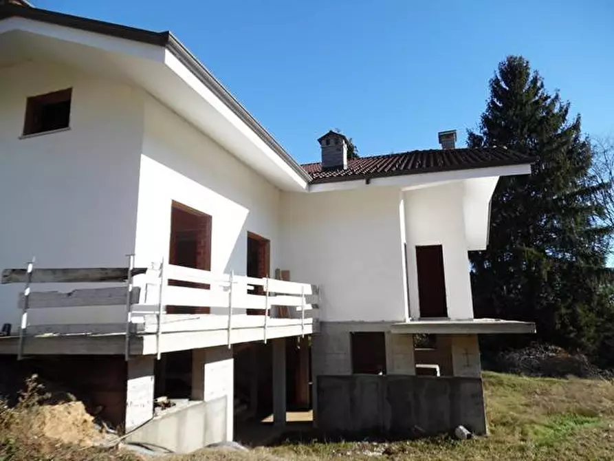 Immagine 7 di Villa in vendita  in Via Magnetti a Coassolo Torinese