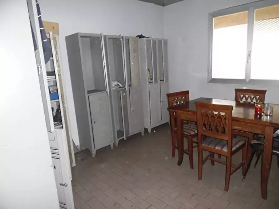 Immagine 15 di Locale commerciale in vendita  in Località Vauda a San Benigno Canavese