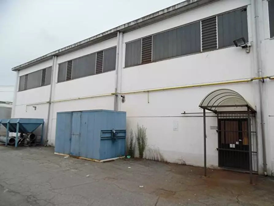 Immagine 4 di Locale commerciale in vendita  in Località Vauda a San Benigno Canavese