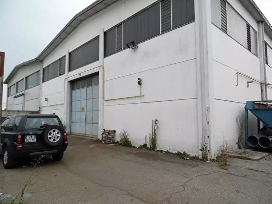 Immagine 5 di Locale commerciale in vendita  in Località Vauda a San Benigno Canavese