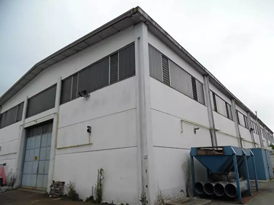 Immagine 6 di Locale commerciale in vendita  in Località Vauda a San Benigno Canavese