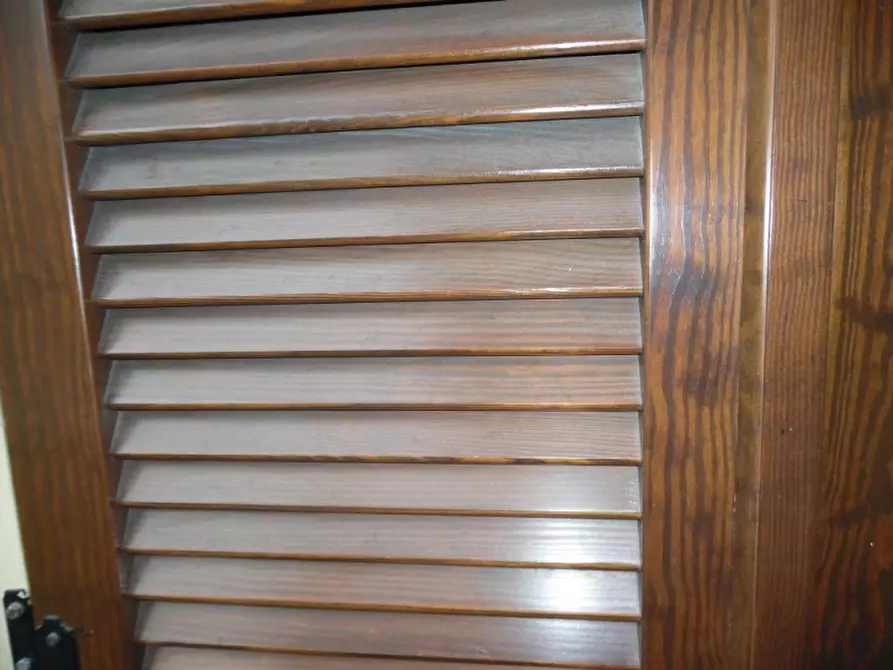 Immagine 23 di Locale commerciale in vendita  in VIA VITTORIO VENETO 5 a Ciriè