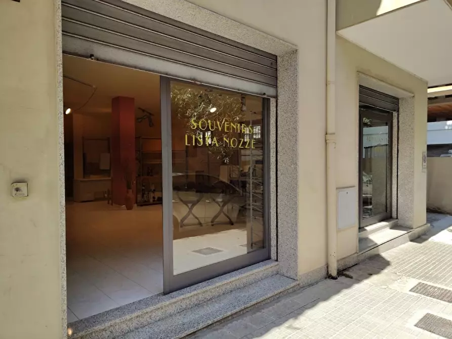 Immagine 3 di Negozio in vendita  in Via Sebastiano Satta a Alghero