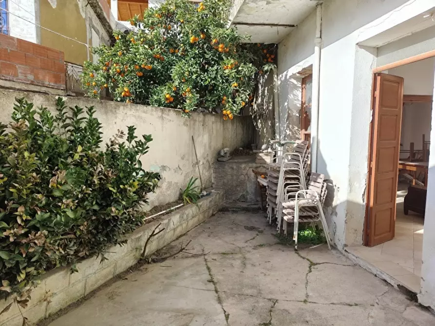 Immagine 1 di Appartamento in vendita  in Via San Giorgio 11 a Onifai