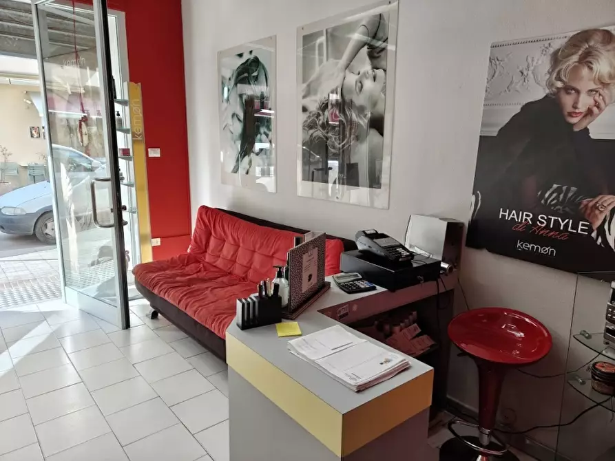 Immagine 10 di Locale commerciale in vendita  in Via Sassari a Alghero