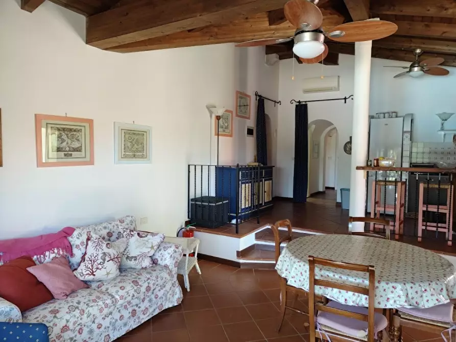 Immagine 19 di Appartamento in vendita  a Stintino