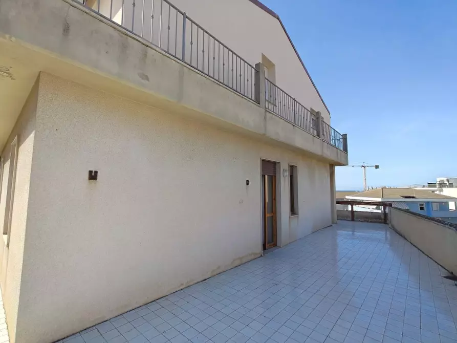 Immagine 7 di Appartamento in vendita  in Via Nulauro 4 a Alghero